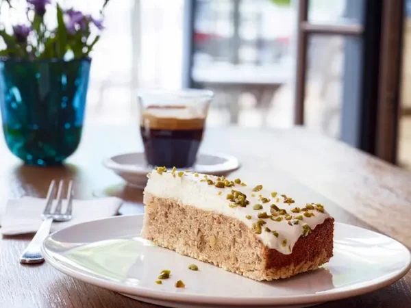 Banana Walnut Cake by foodie